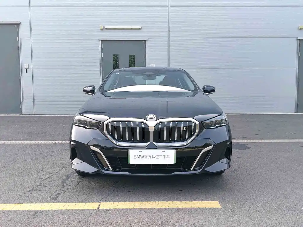 BMW i5 2025 — фото 2