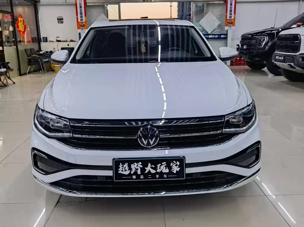 Volkswagen Bora 2024