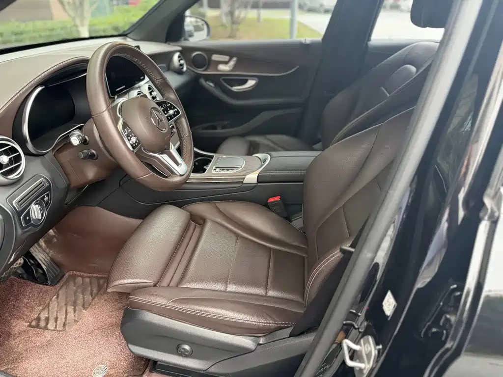 Mercedes-Benz GLC 2022