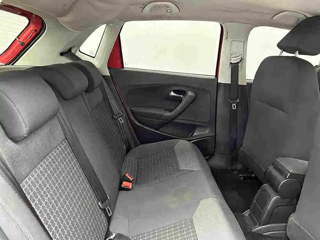 Volkswagen Polo 2015