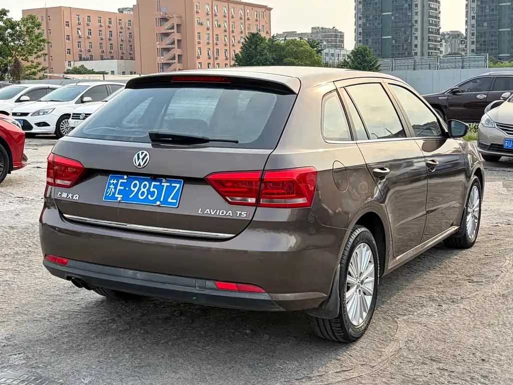 Volkswagen Gran Lavida 2014