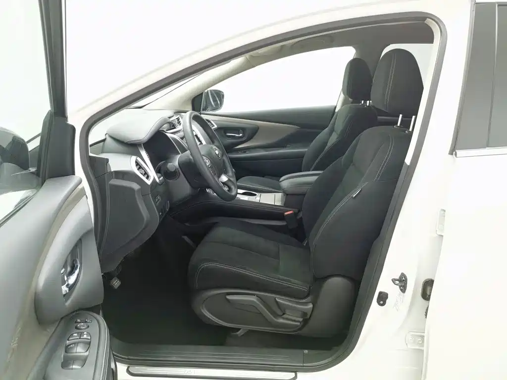 Nissan Murano 2018 — фото 10