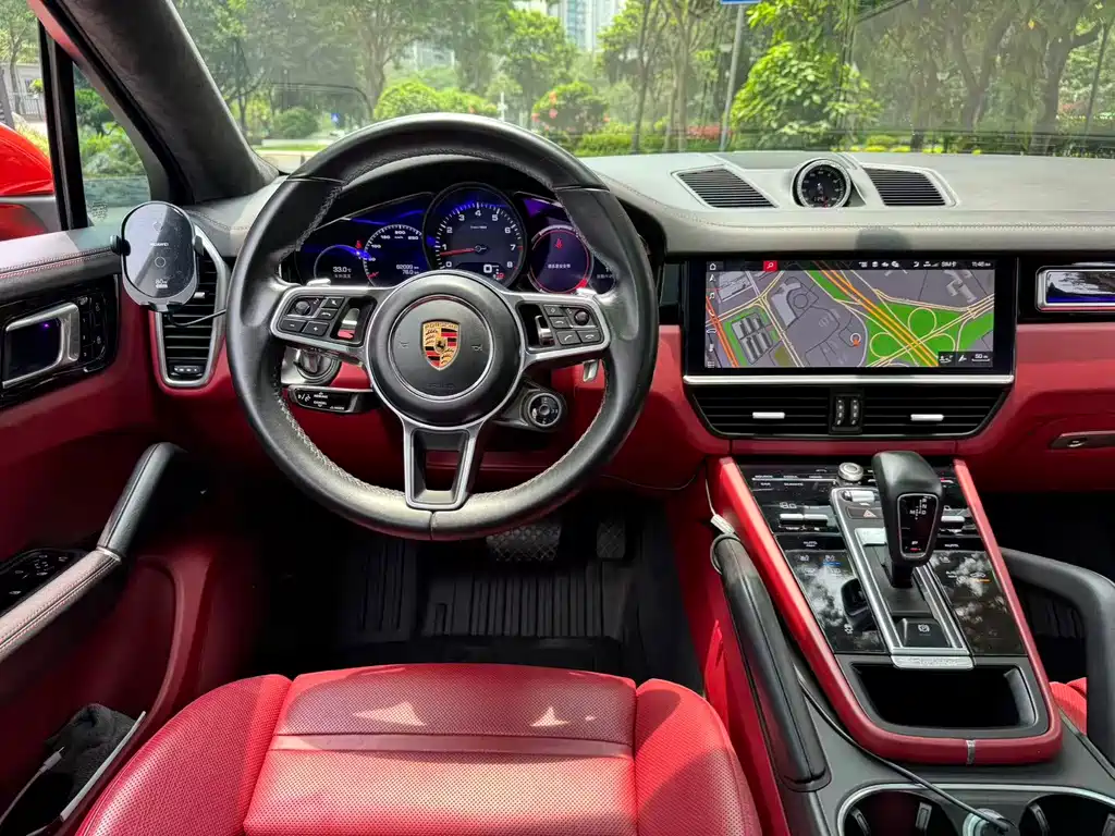Porsche Cayenne 2021 — фото 11