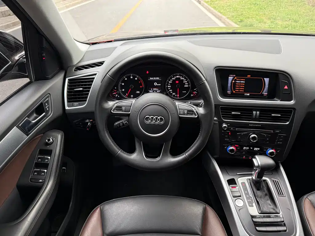 Audi Q5 2018 — фото 10