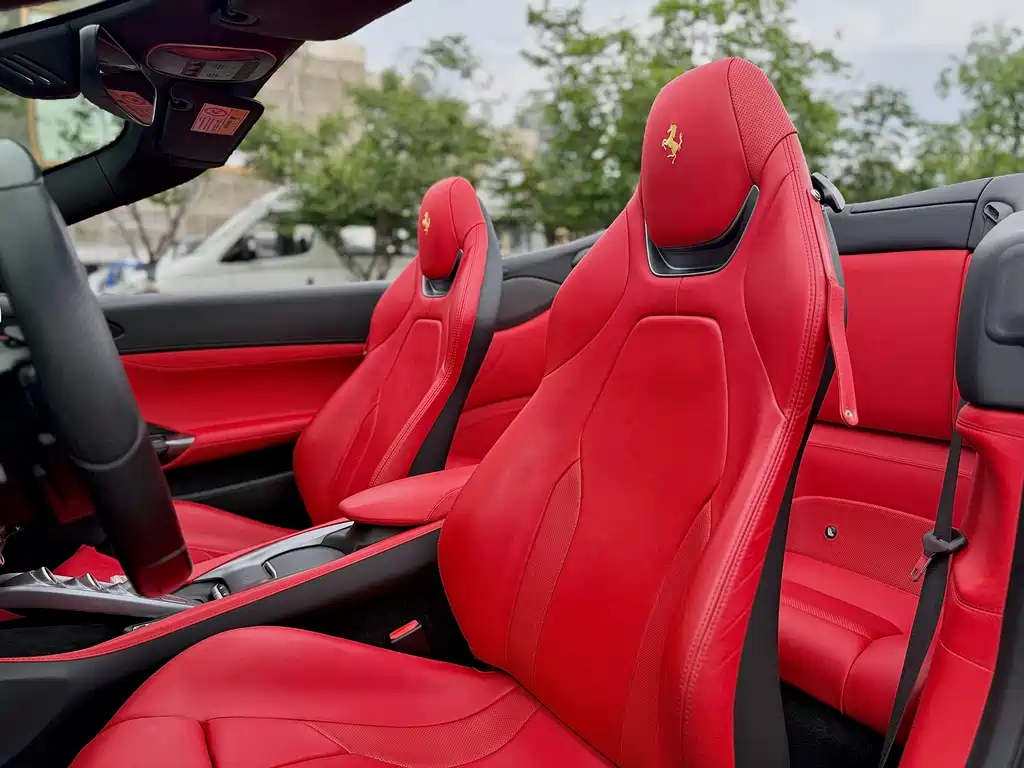 Ferrari Portofino 2019 — фото 11