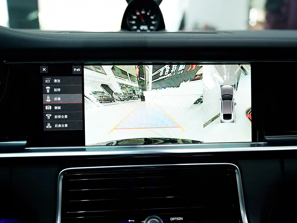 Porsche Panamera 2021 — фото 8