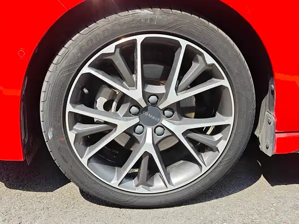 Lynk & Co 03 2019