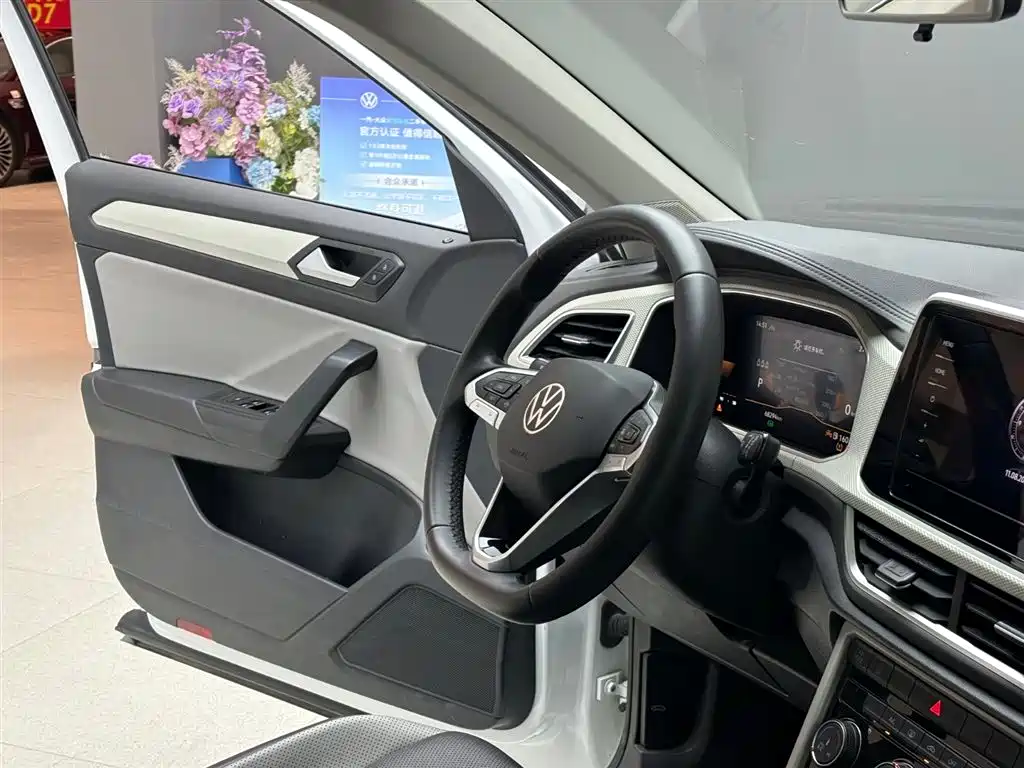 Volkswagen T-Roc 2026 — фото 14