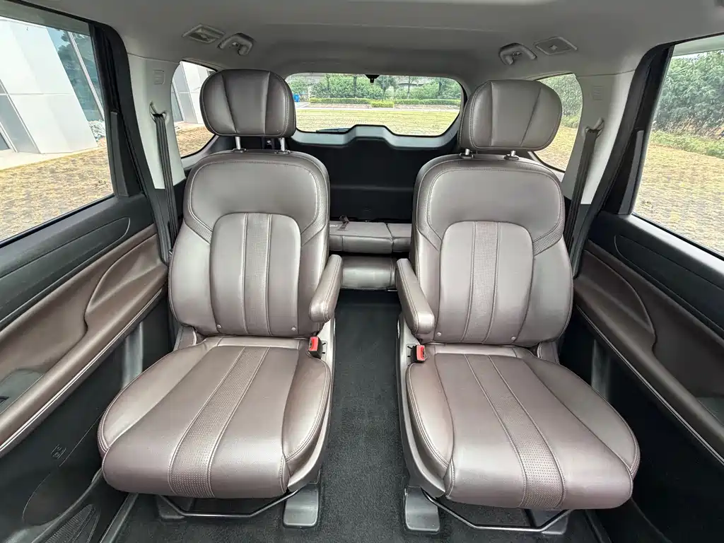 GAC Trumpchi M6 2019 — фото 22