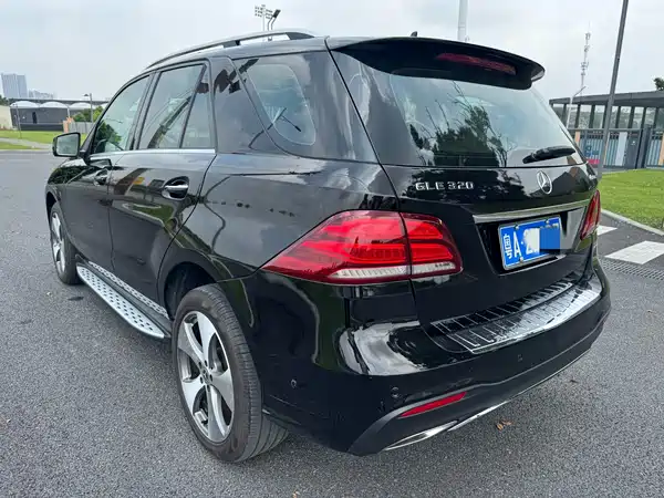 Mercedes-Benz GLE 2018