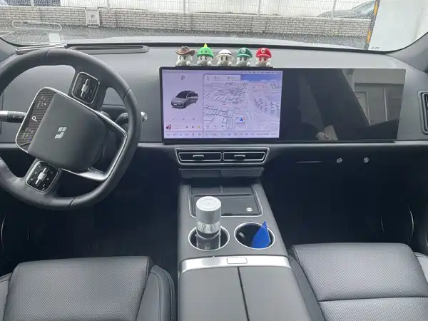Li Auto L6 2024