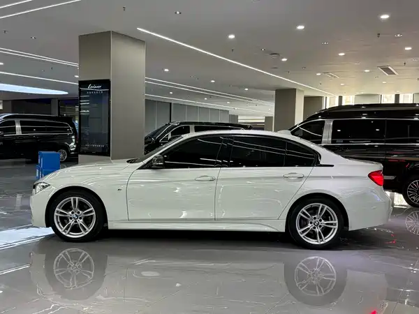 BMW 3 Series 2019