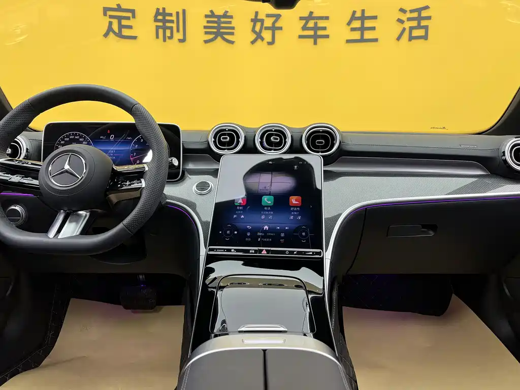 Mercedes-Benz C-Class 2025 — фото 14