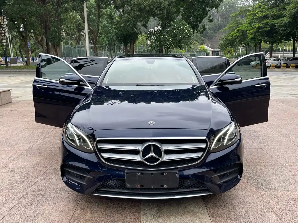 Mercedes-Benz E-Class 2018 — фото 11