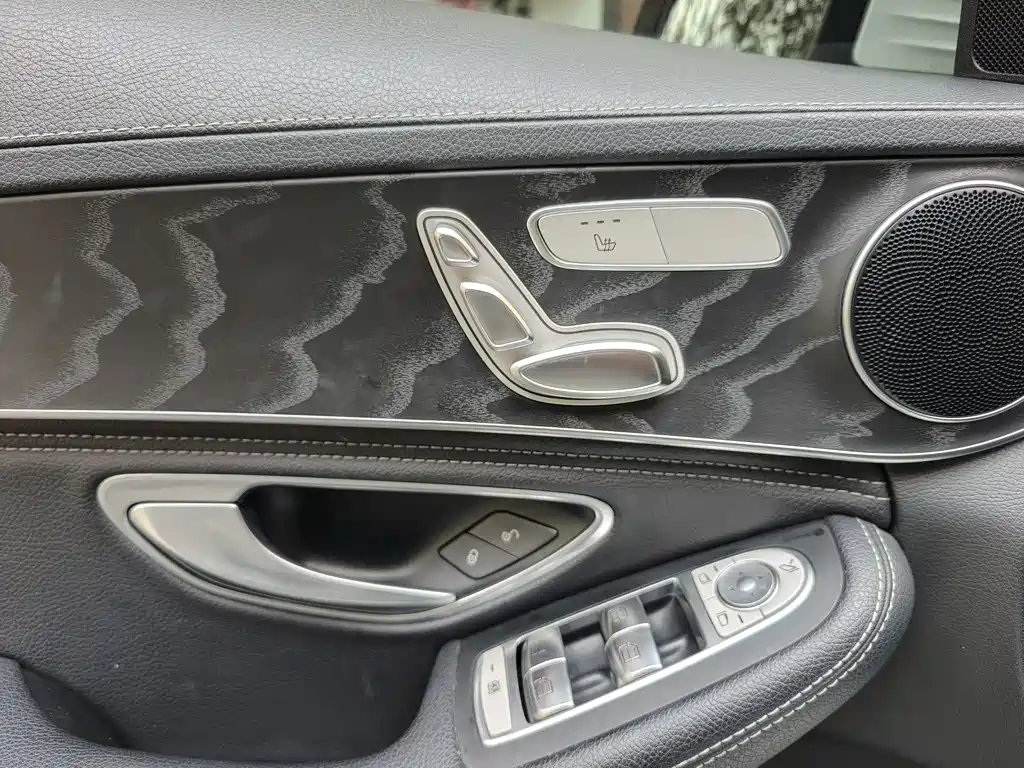 Mercedes-Benz C-Class 2019 — фото 13