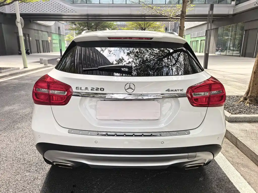 Mercedes-Benz GLA 2017 — фото 7