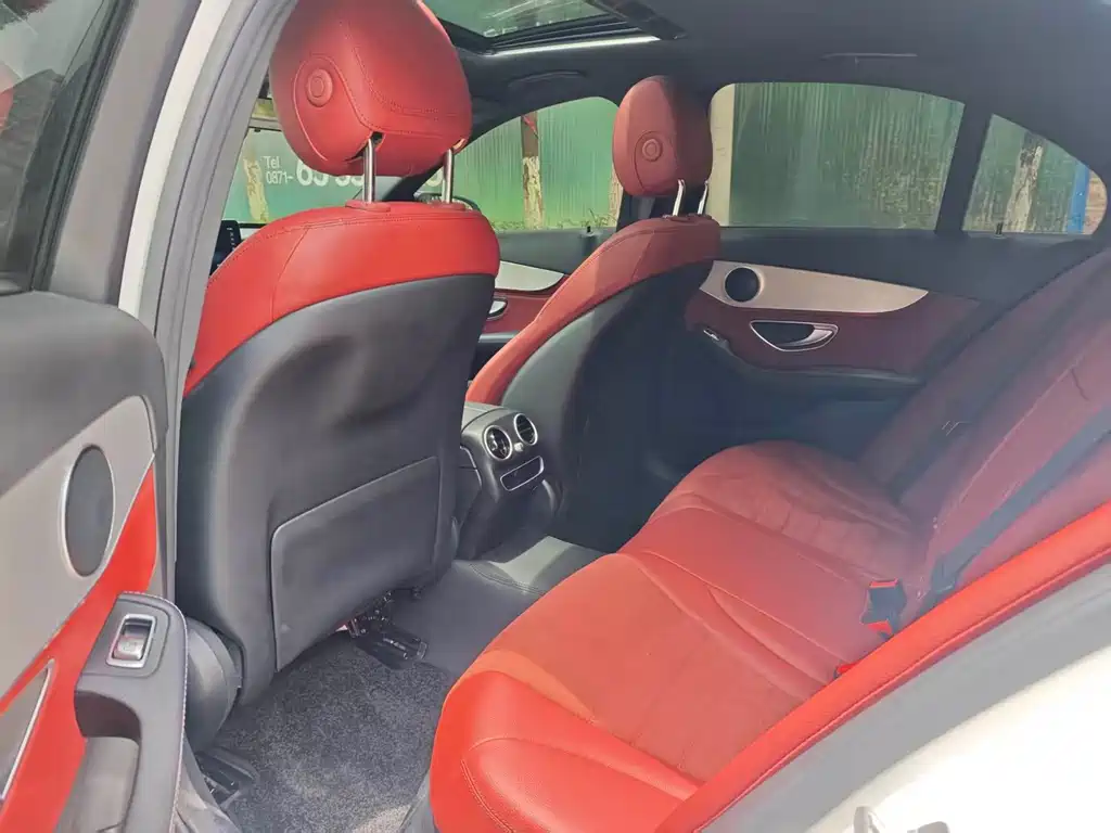 Mercedes-Benz C-Class 2020