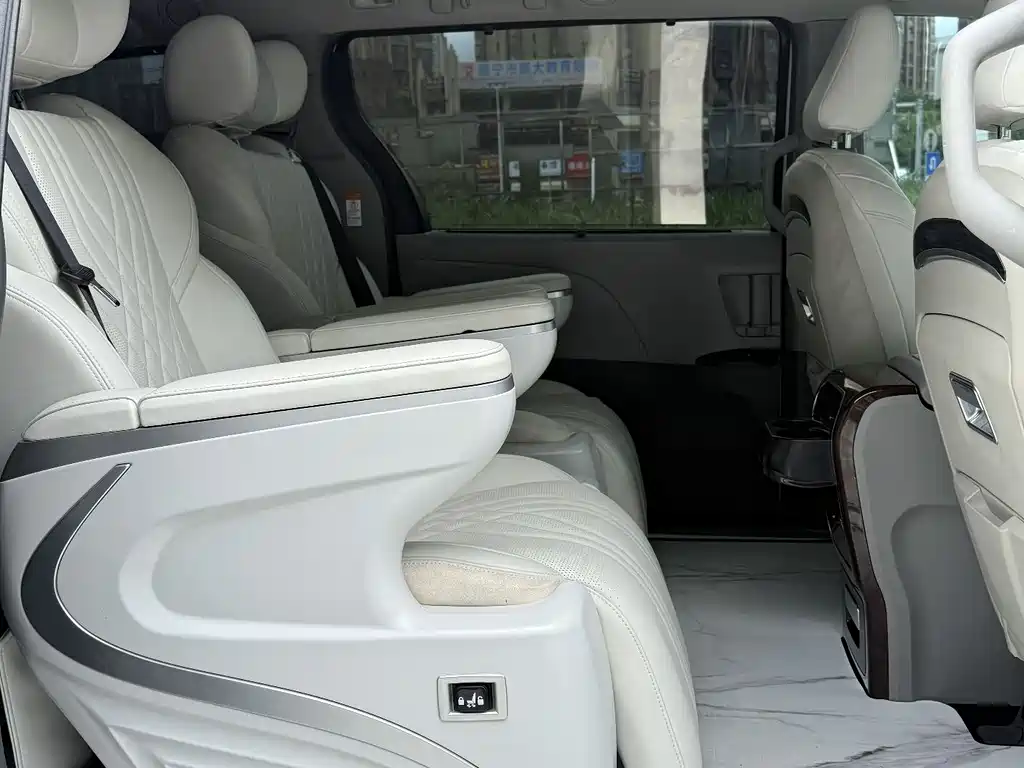 Toyota Sienna 2017