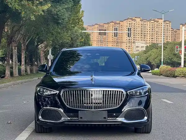 Mercedes-Benz Maybach S-Class 2023
