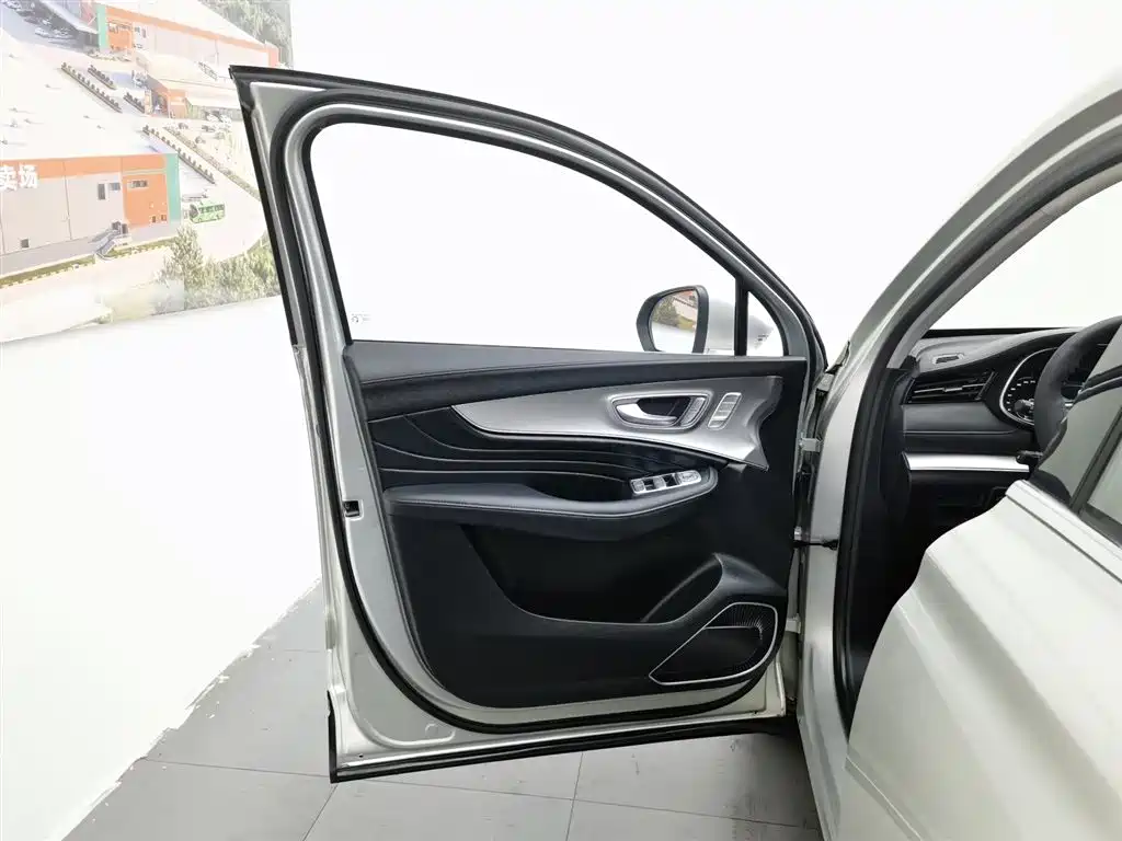 Roewe RX5 MAX 2020 — фото 8