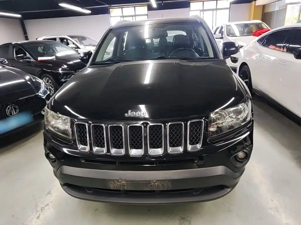 Jeep Compass 2014 — фото 3