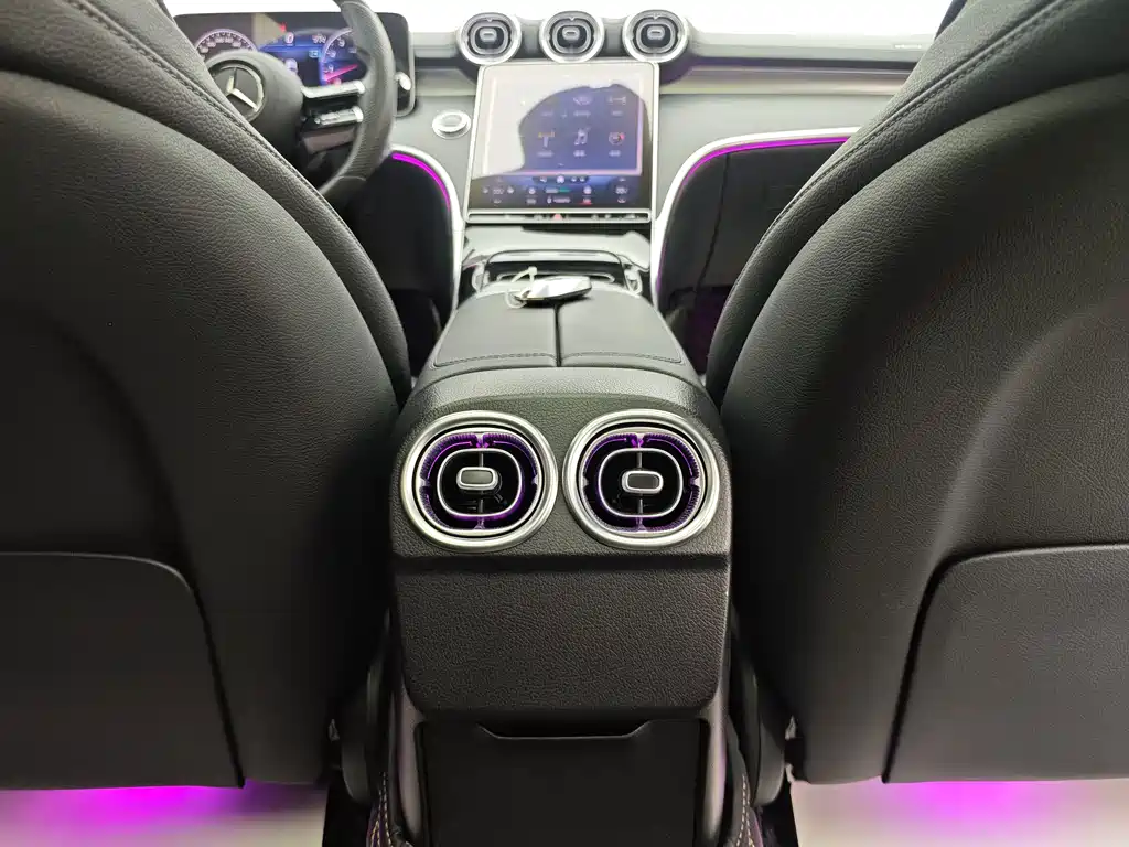 Mercedes-Benz C-Class 2022 — фото 23