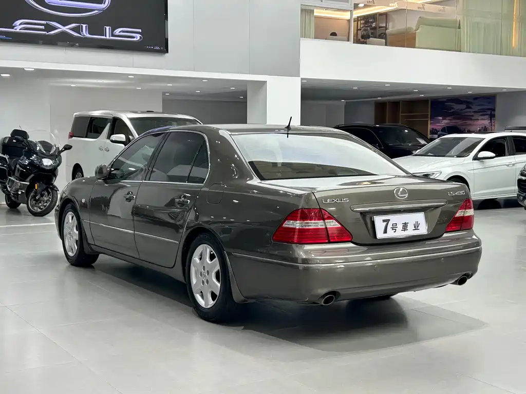 Lexus LS 2006 — фото 16