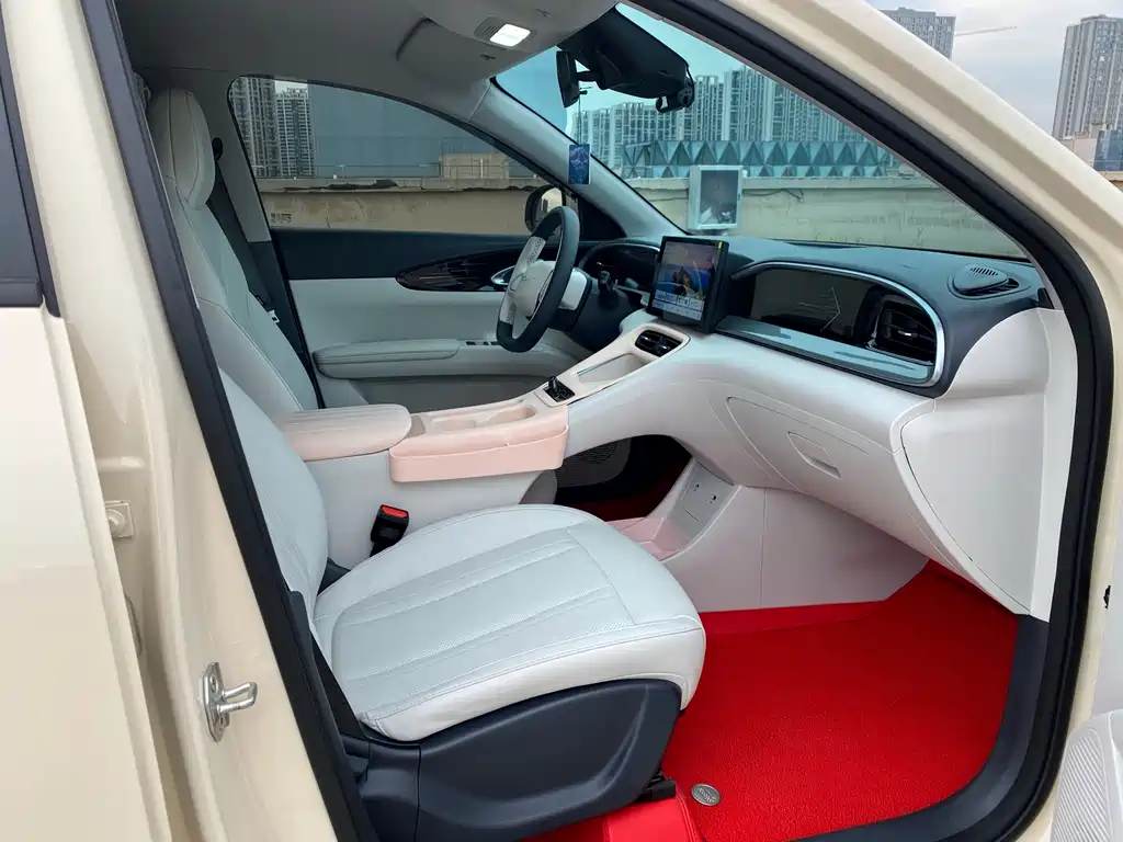 Geely Galaxy Starwish 2026 — фото 8