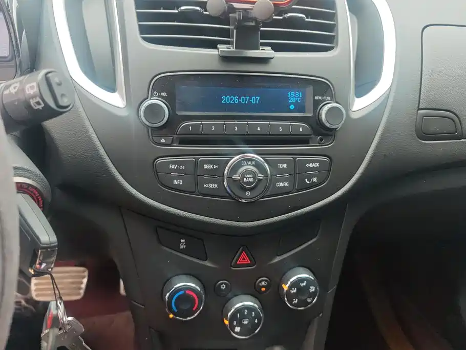 Chevrolet Trax 2014 — фото 13