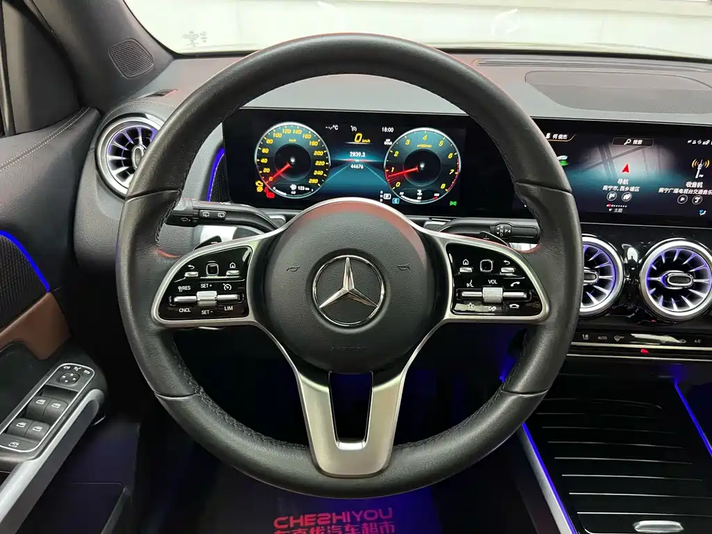 Mercedes-Benz GLB 2022 — фото 13