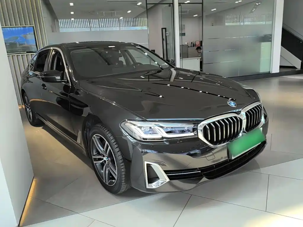 BMW 5 Series 2022
