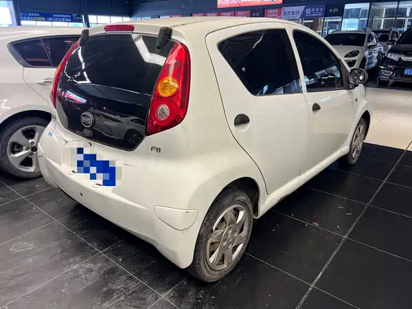 BYD F0 2013