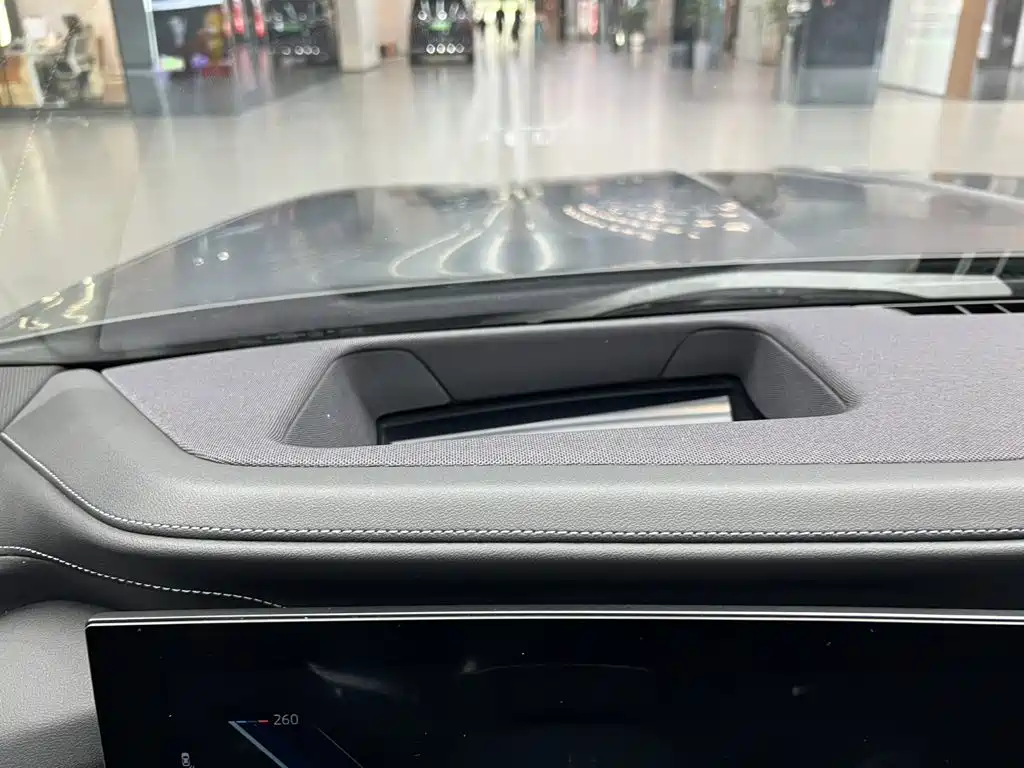 BMW 7 Series 2023 — фото 20