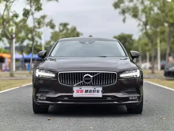 Volvo S90 2017