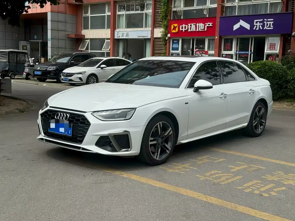 Audi A4L 2021