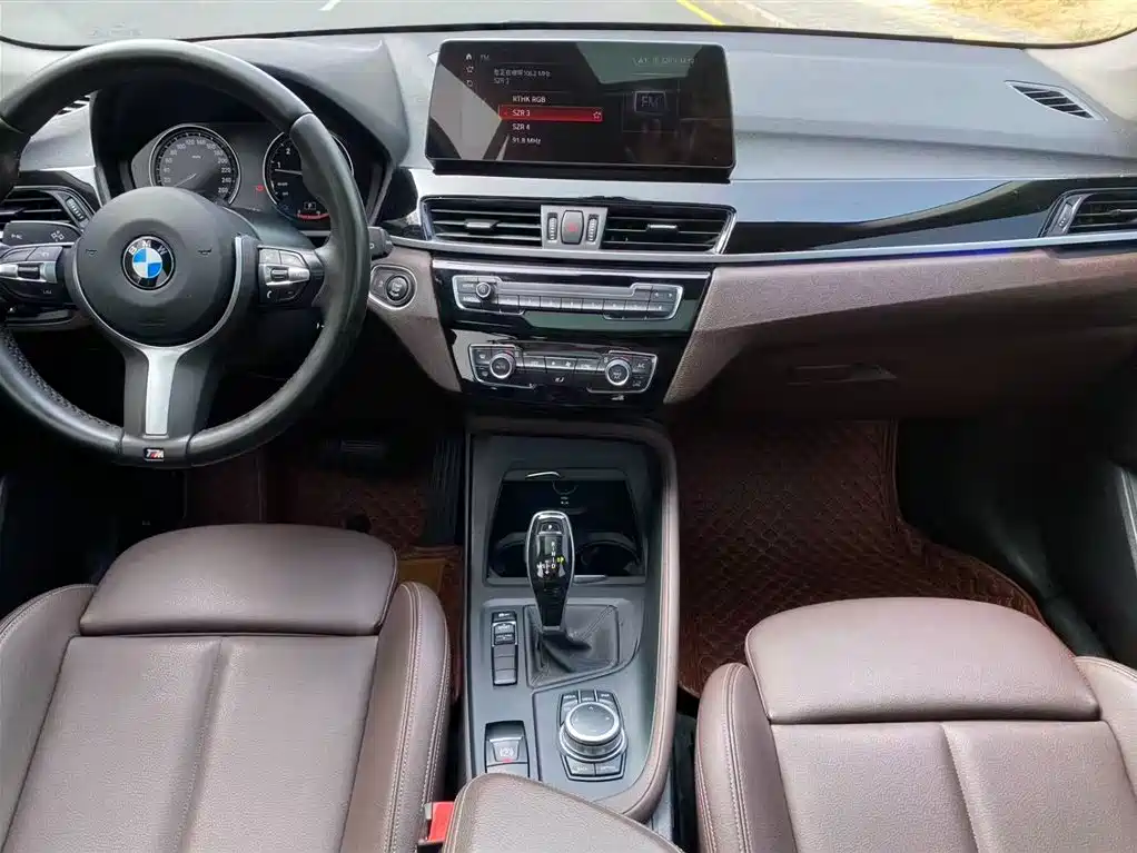 BMW X1 2022 — фото 7