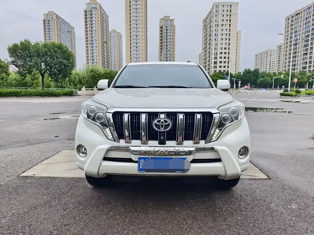 Toyota Prado 2016 — фото 2