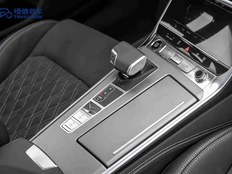 Audi A7L 2025 — фото 19