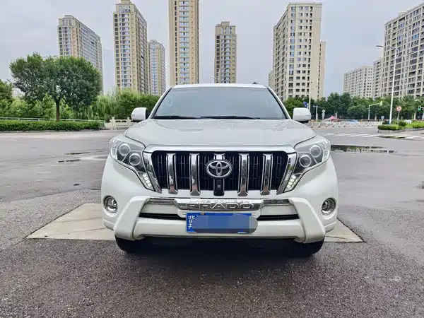 Toyota Prado 2016