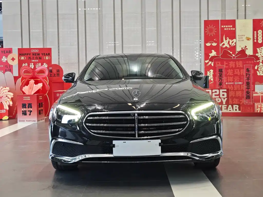 Mercedes-Benz E-Class 2023 — фото 2