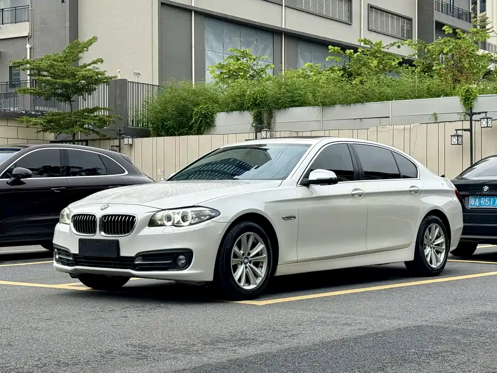 BMW 5 Series 2016