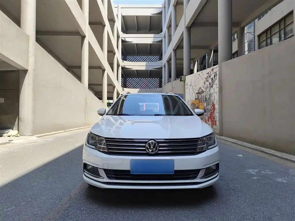 Volkswagen Gran Lavida 2017 — фото 24