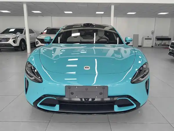 Xiaomi SU7 2024