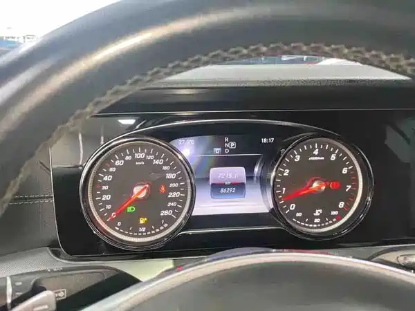 Mercedes-Benz E-Class 2018