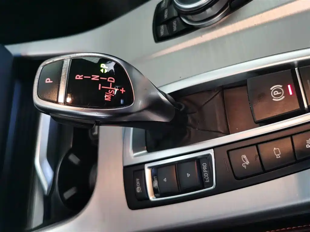 BMW X4 2016 — фото 15