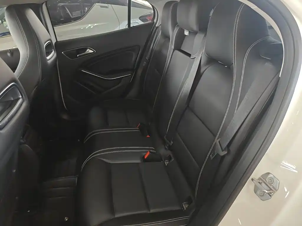 Mercedes-Benz GLA 2019 — фото 17