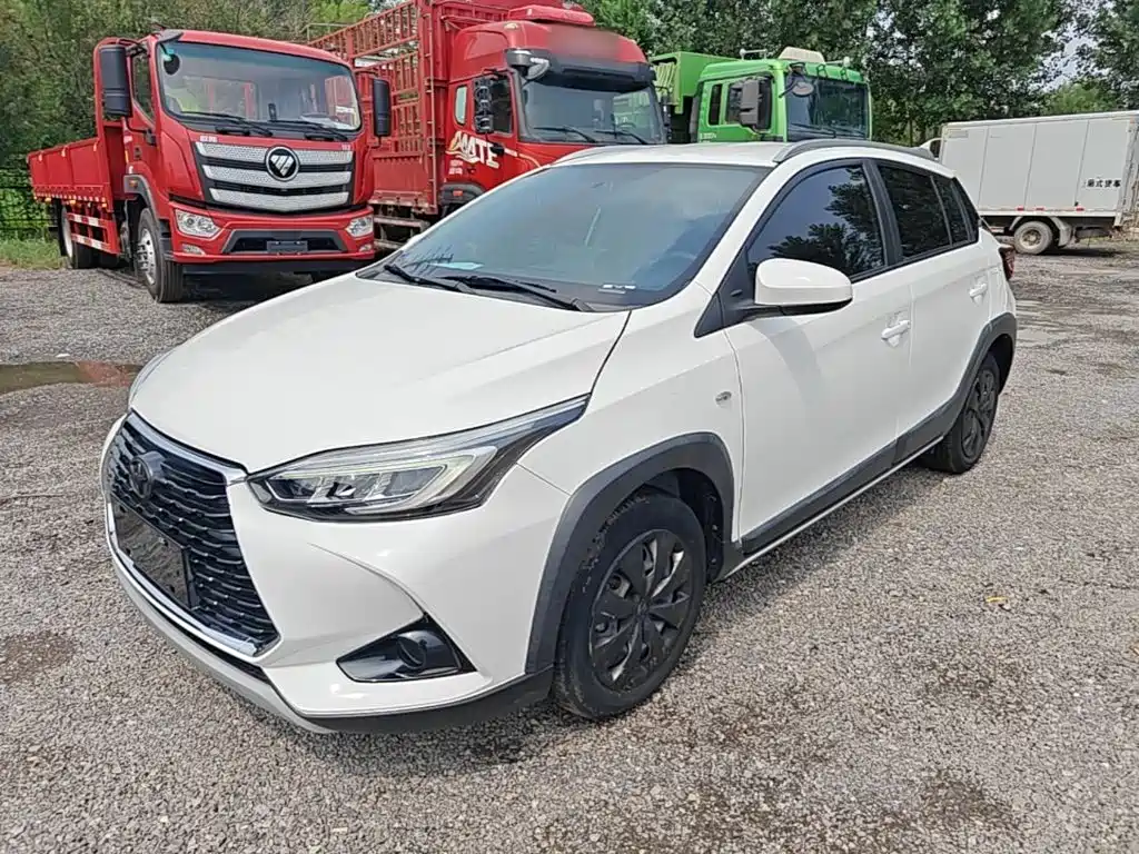 Toyota Yaris L 2022