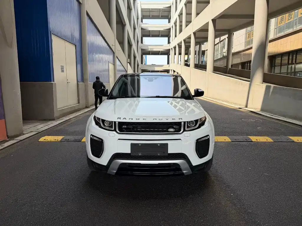 Land Rover Evoque 2020 — фото 2