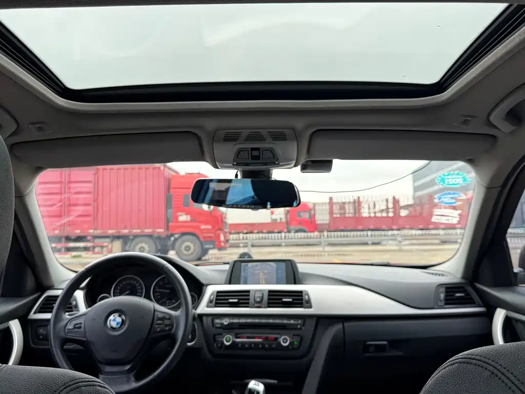 BMW 3 Series 2014 — фото 15