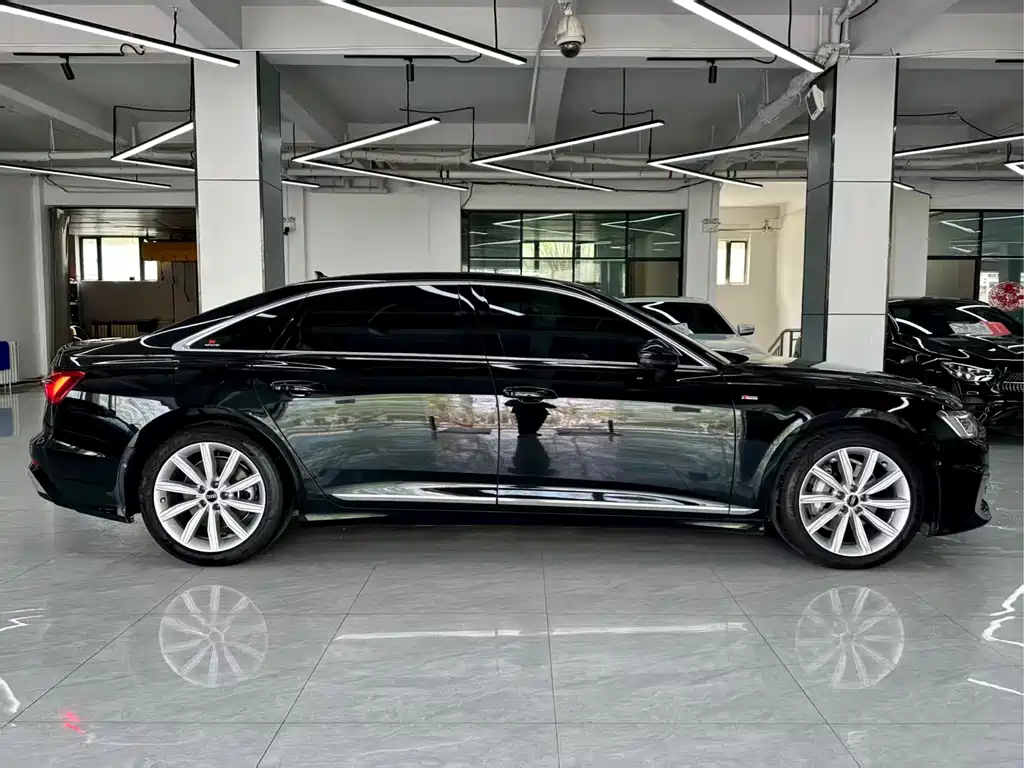 Audi A6L 2024 — фото 2